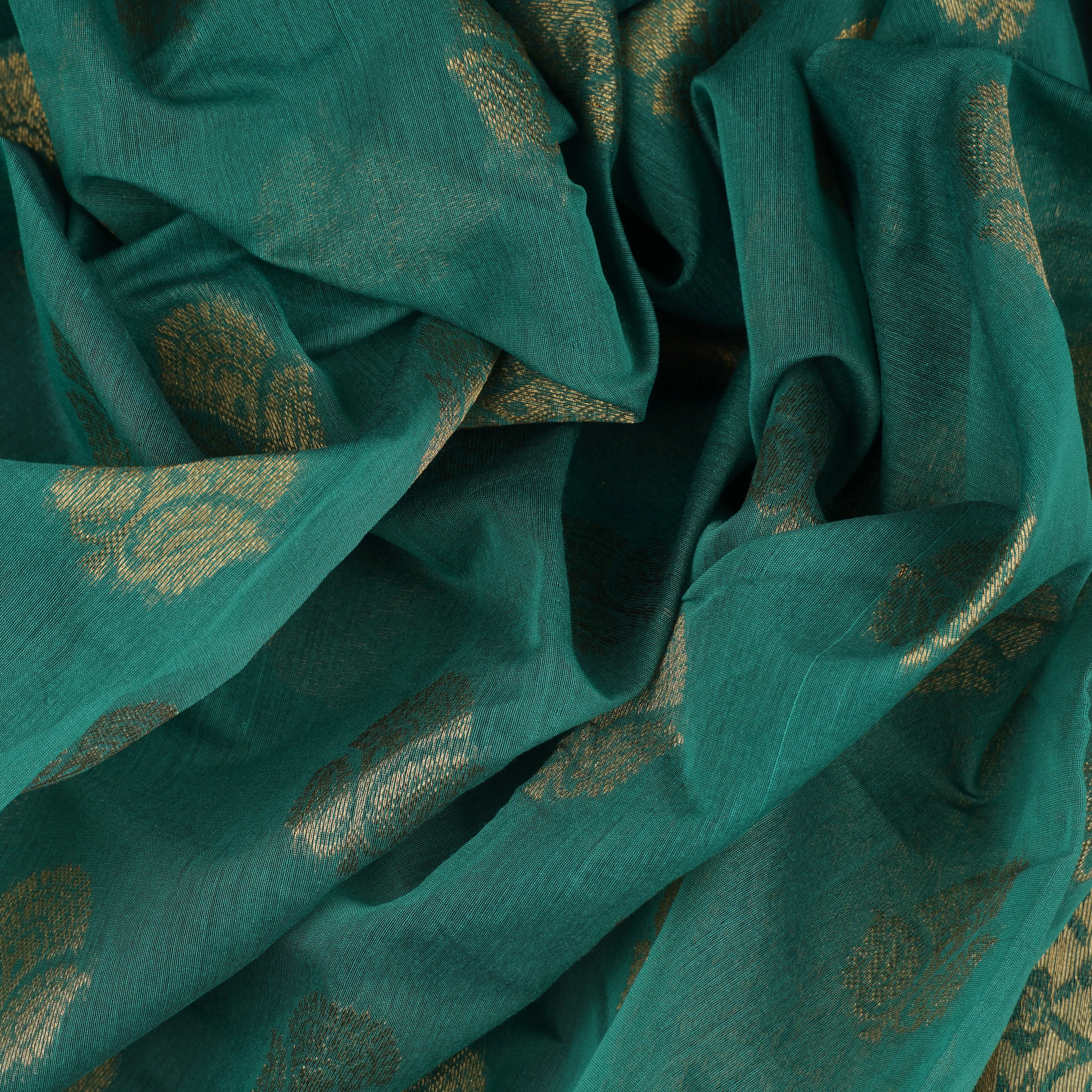 Handwoven Green Cotton Saree - 1687T007804DSC