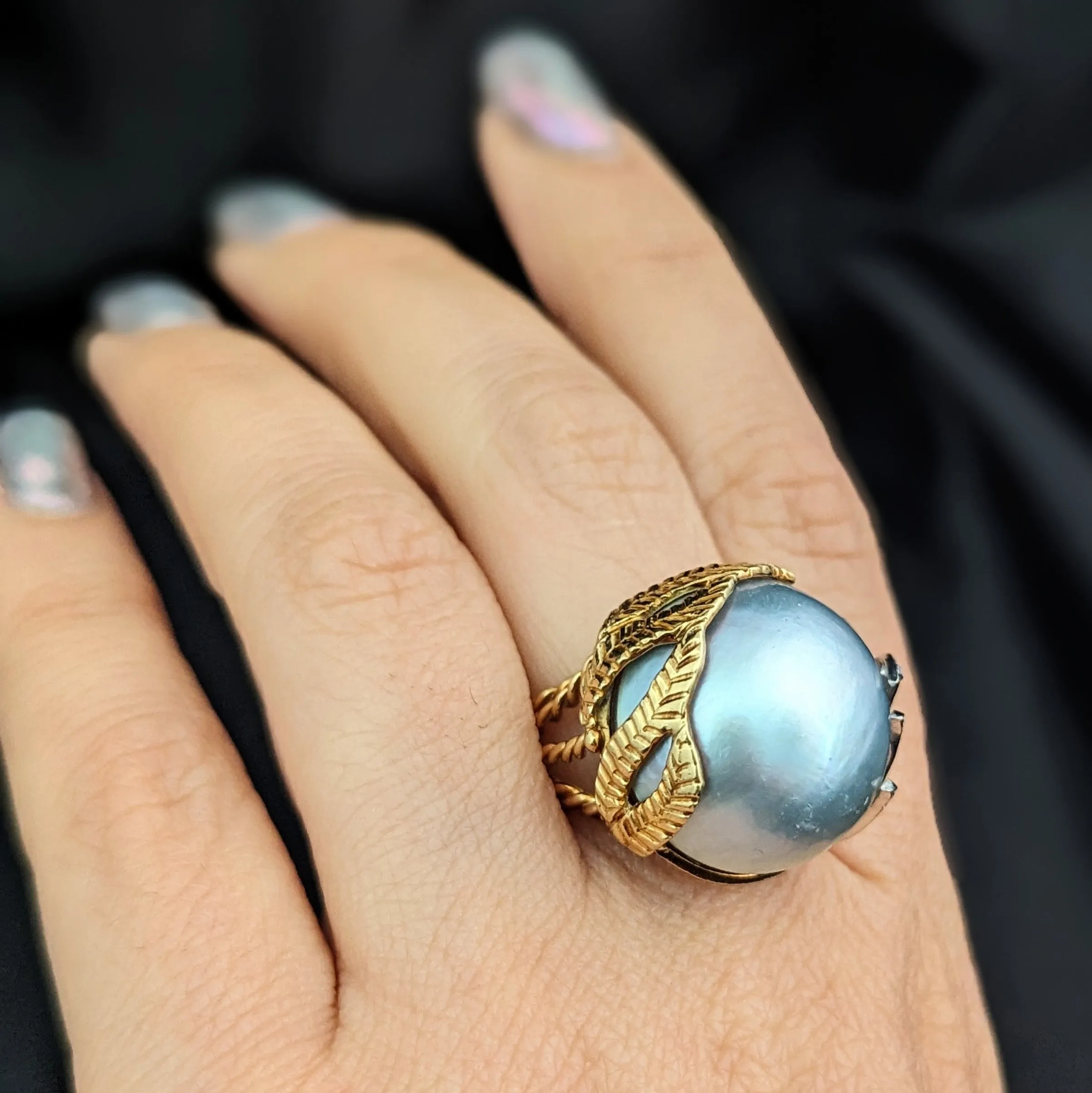 The Locronan - Vintage 20mm Blue Mabe Pearl Diamonds 18k Gold Cocktail Ring