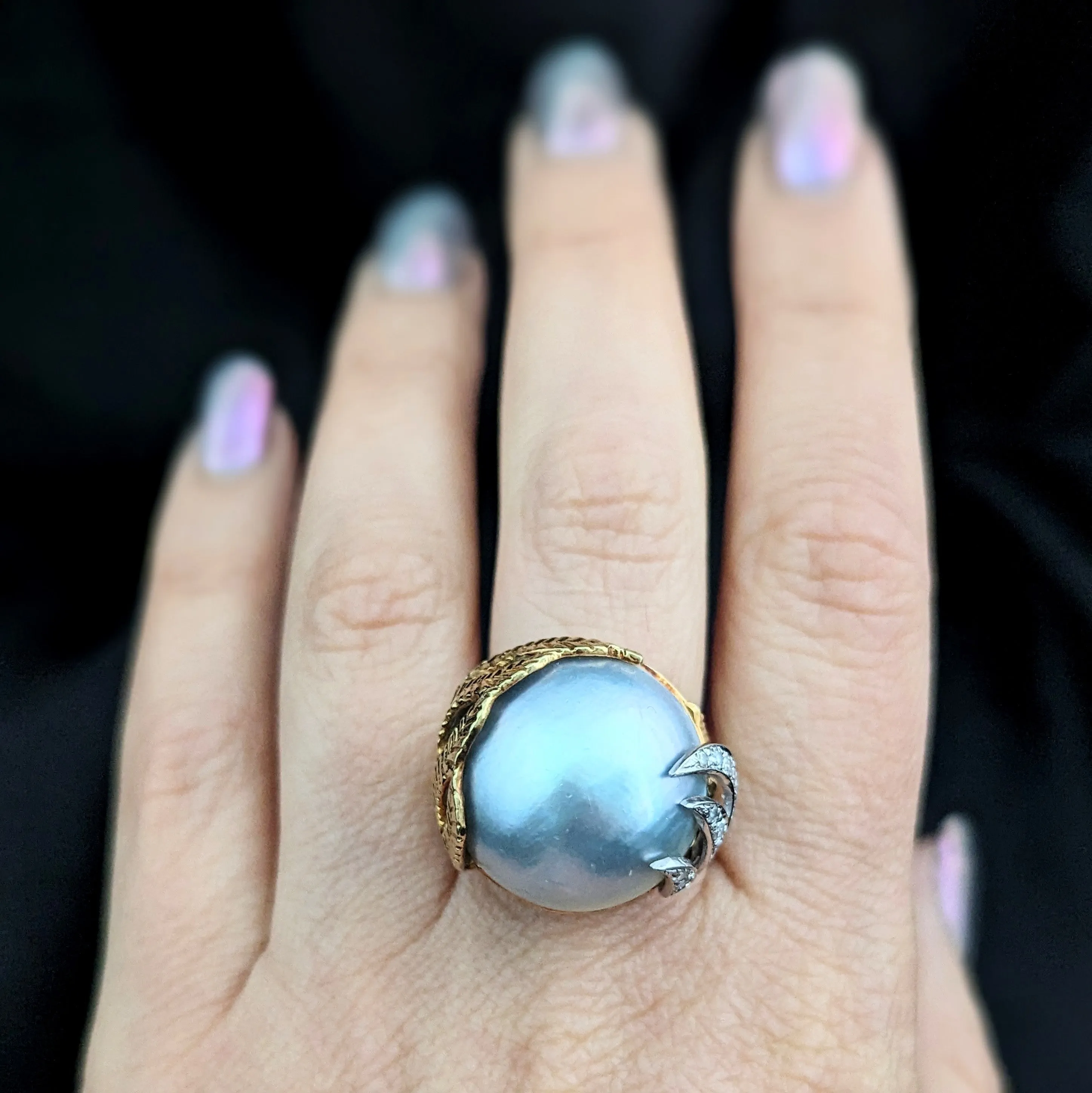 The Locronan - Vintage 20mm Blue Mabe Pearl Diamonds 18k Gold Cocktail Ring